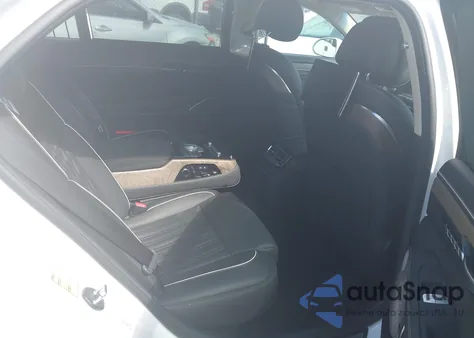 2021 Genesis G90 5.0 Ultimate Awd z USA, uszkodzony, nr VIN KMTF54PH9MU089274